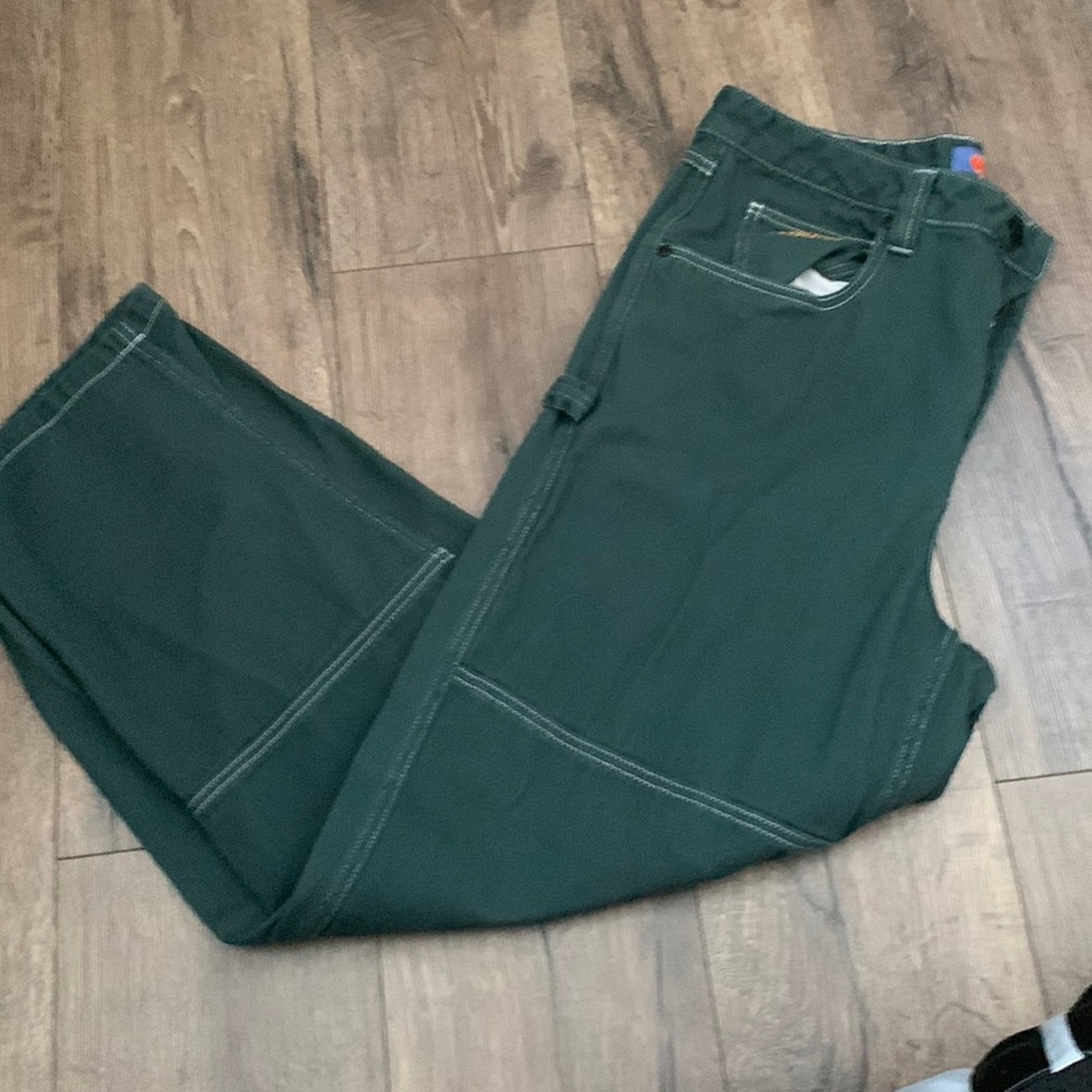 Baggy empyre pants